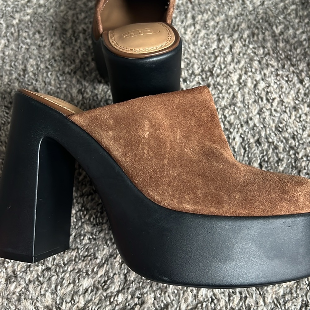 Bono So Chic Slip On Suede Mules - Picture 6 of 7